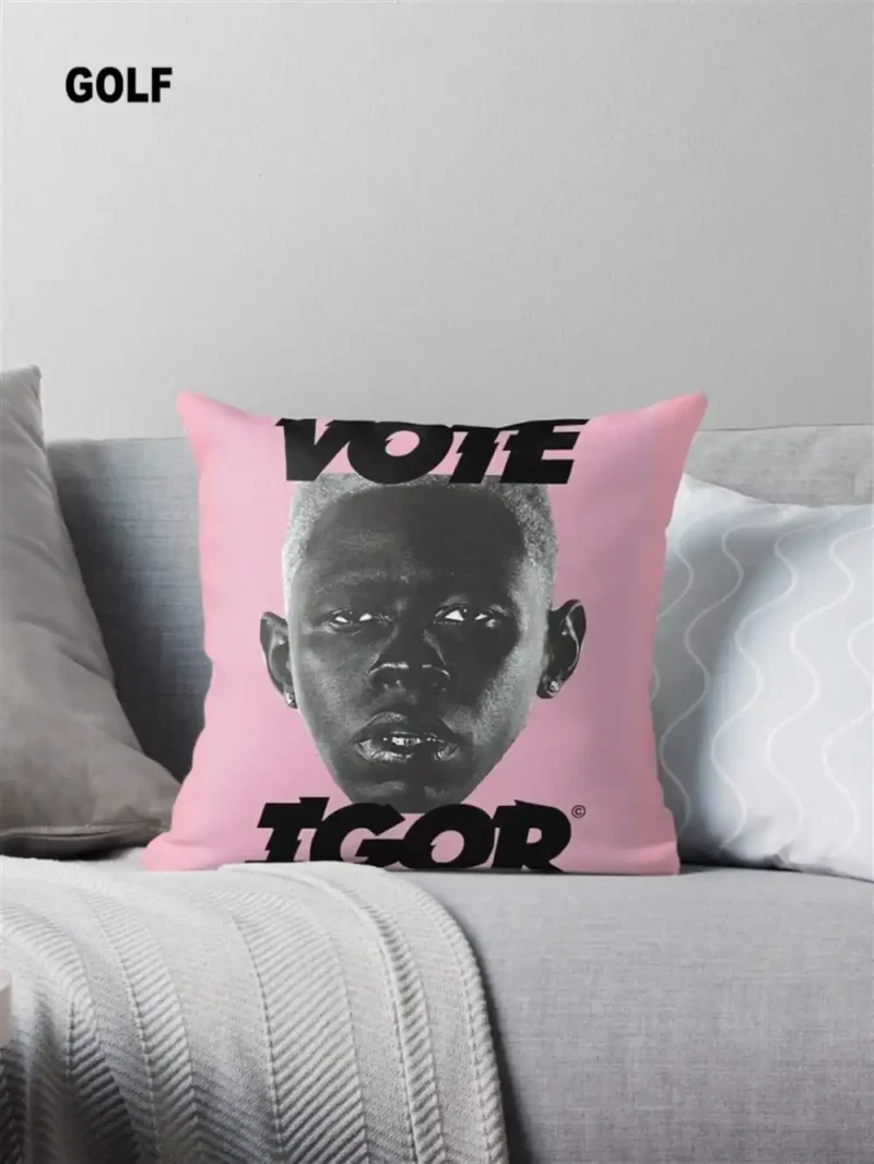 igor-vote-pillow-ttcpl3